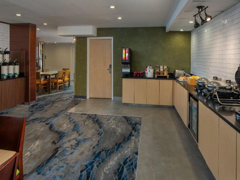 Fairfield Inn & Suites Fort Myers Cape Coral image