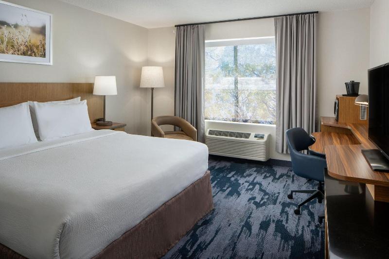 Fairfield Inn & Suites Fort Myers Cape Coral image