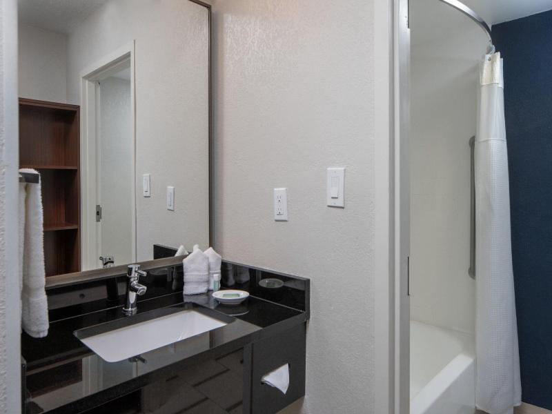 Fairfield Inn & Suites Fort Myers Cape Coral image
