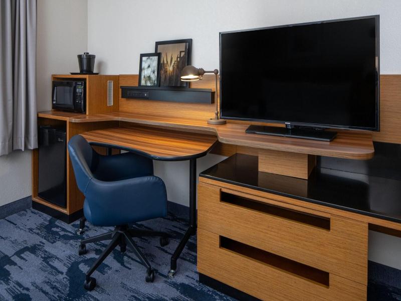 Fairfield Inn & Suites Fort Myers Cape Coral image