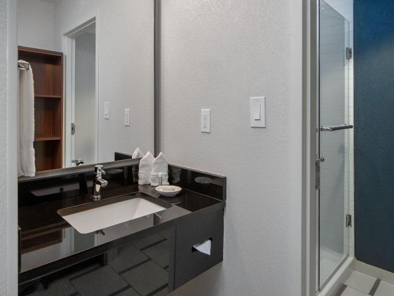 Fairfield Inn & Suites Fort Myers Cape Coral image