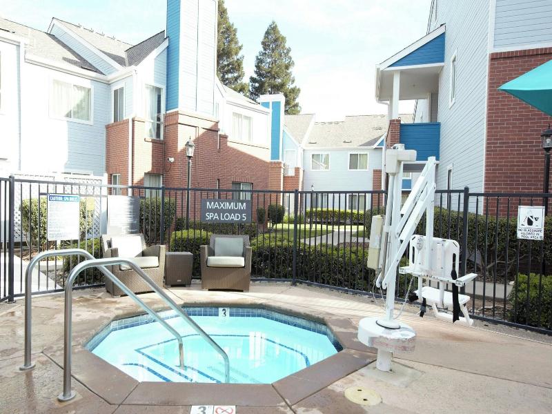 Residence Inn Sacramento Airport Natomas image