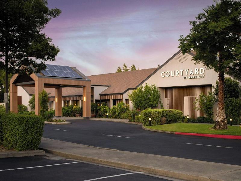 Courtyard Vacaville image