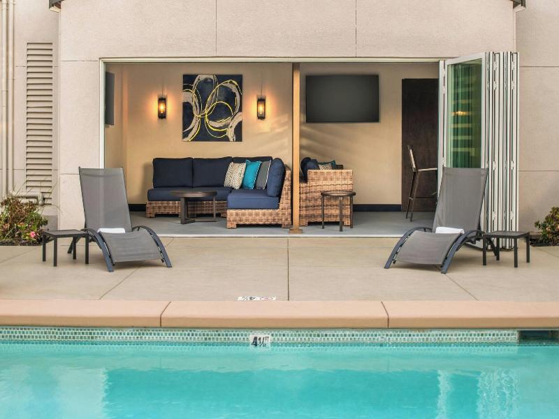 Courtyard Vacaville image
