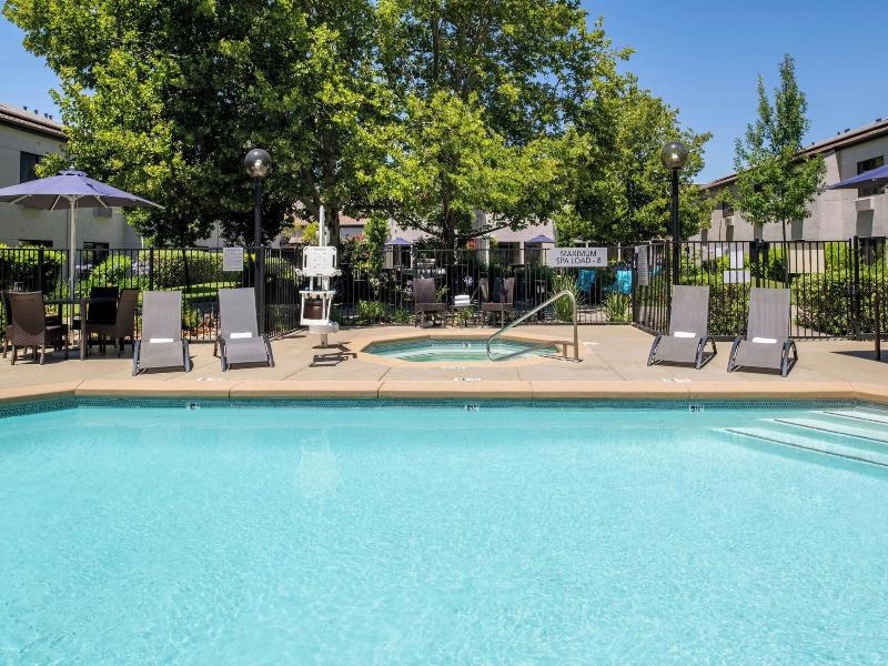 Courtyard Vacaville image