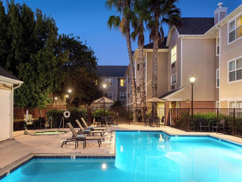 Residence Inn San Diego Sorrento Mesa/Sorrento image