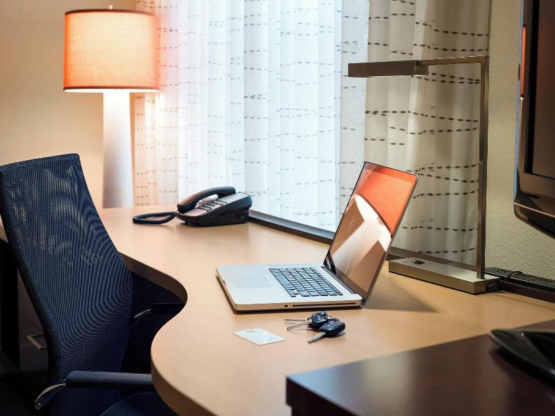 Residence Inn San Diego Sorrento Mesa/Sorrento image