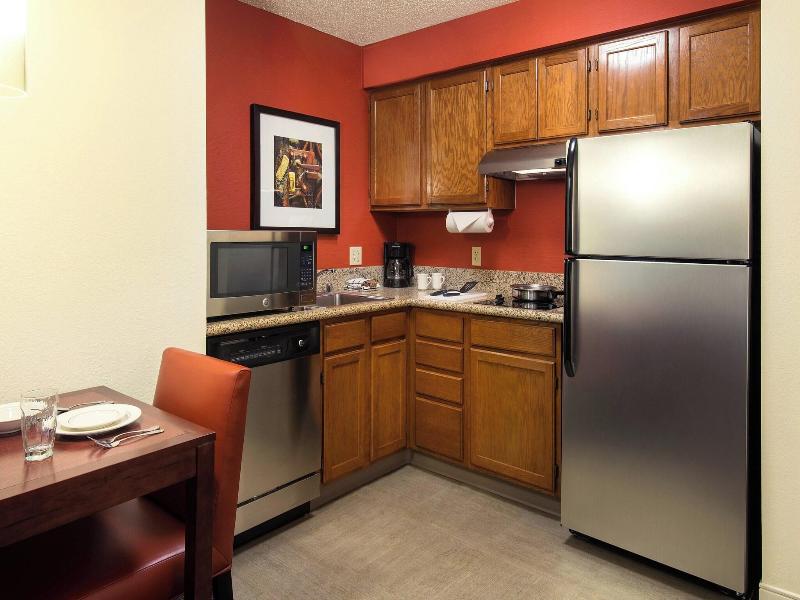 Residence Inn San Diego Sorrento Mesa/Sorrento image