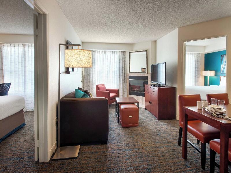 Residence Inn San Diego Sorrento Mesa/Sorrento image