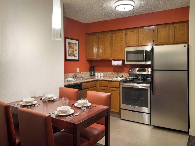 Residence Inn San Diego Sorrento Mesa/Sorrento image