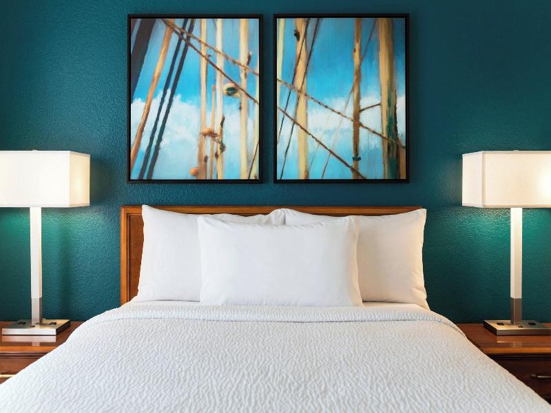 Residence Inn San Diego Sorrento Mesa/Sorrento image