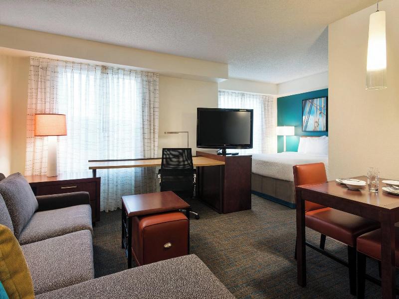 Residence Inn San Diego Sorrento Mesa/Sorrento image