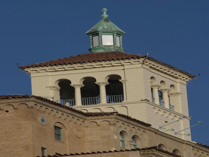 Courtyard San Diego Downtown image