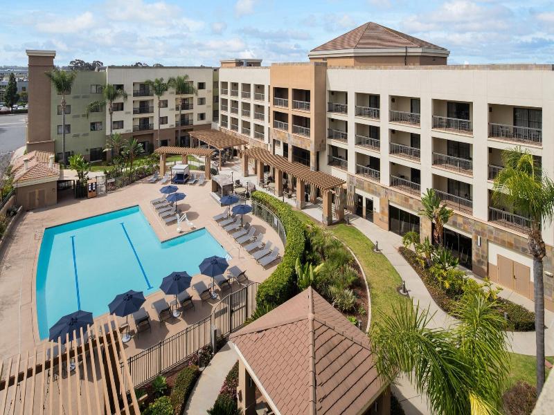 Courtyard San Diego Central image