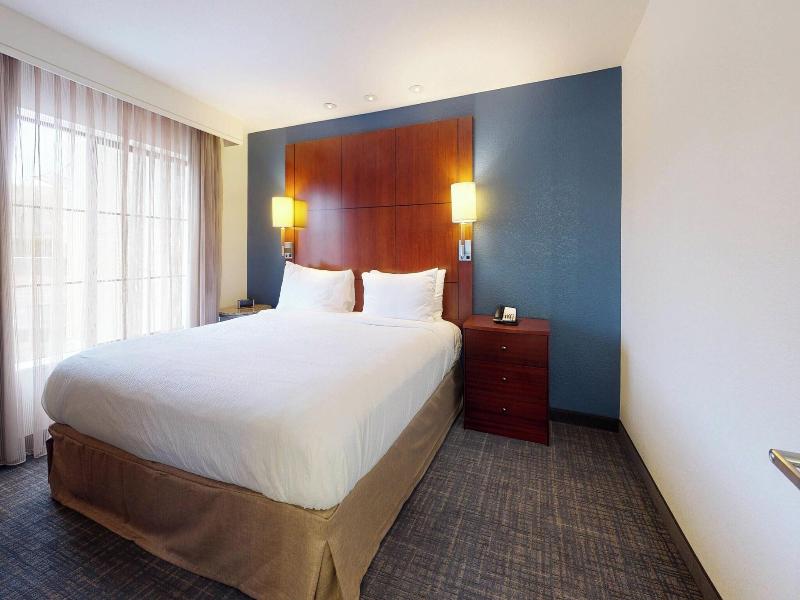 Residence Inn San Diego Del Mar image