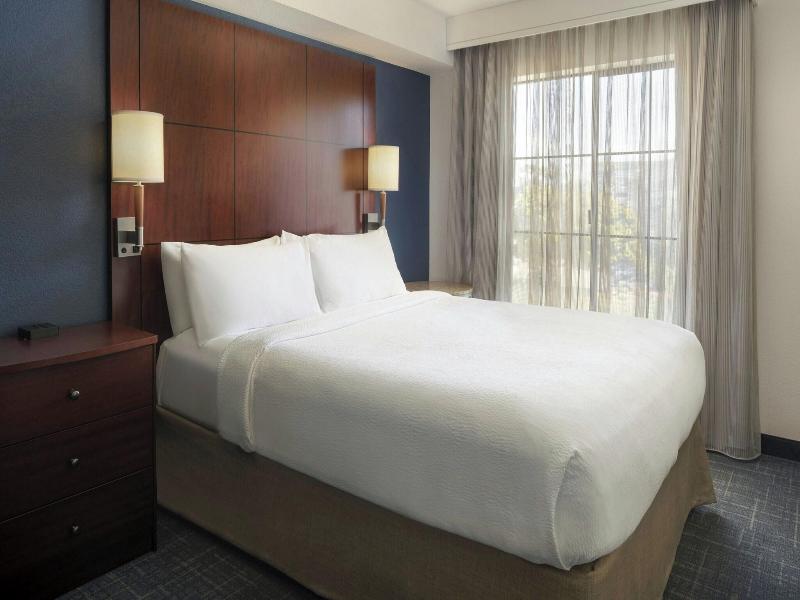 Residence Inn San Diego Del Mar image