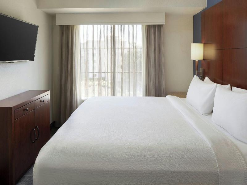 Residence Inn San Diego Del Mar image