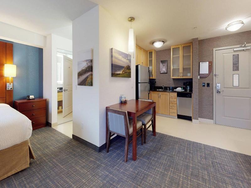 Residence Inn San Diego Del Mar image