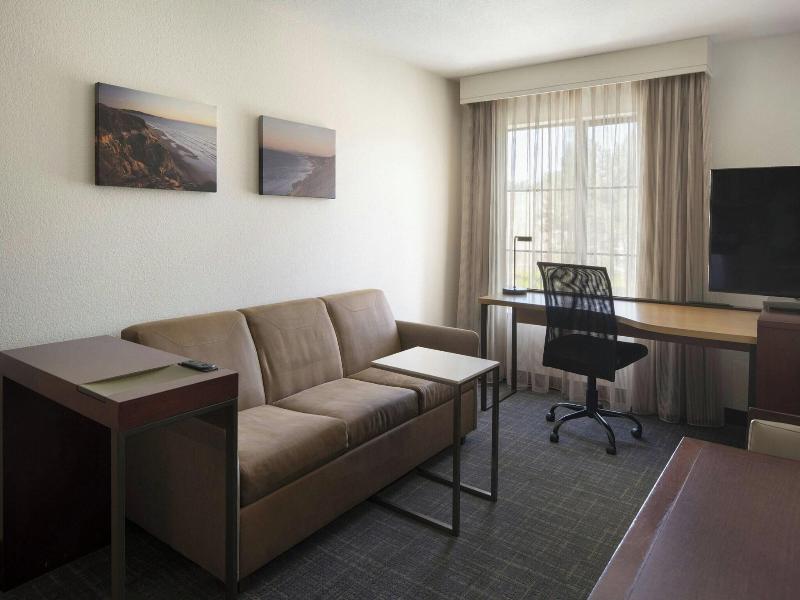 Residence Inn San Diego Del Mar image