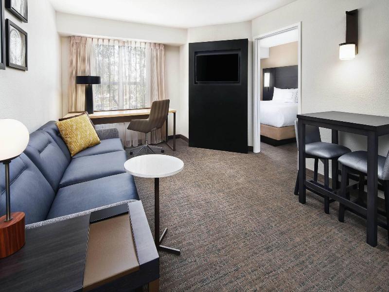 Residence Inn San Diego Rancho Bernardo/Scripps image