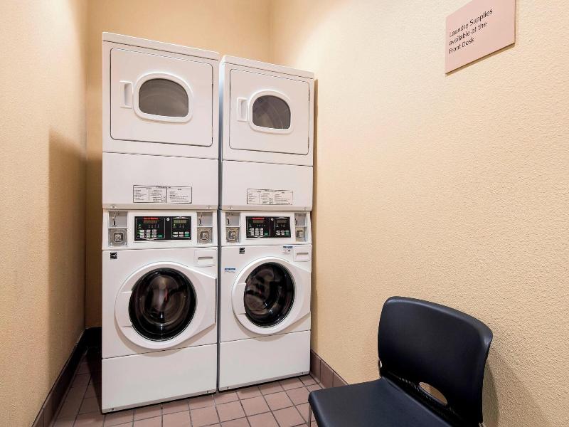 TownePlace Suites San Diego Carlsbad/Vista image