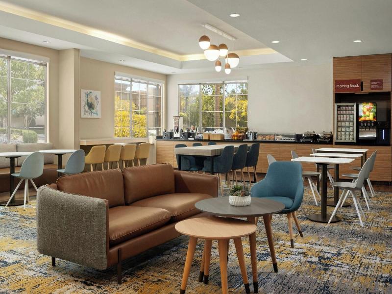 TownePlace Suites San Diego Carlsbad/Vista image