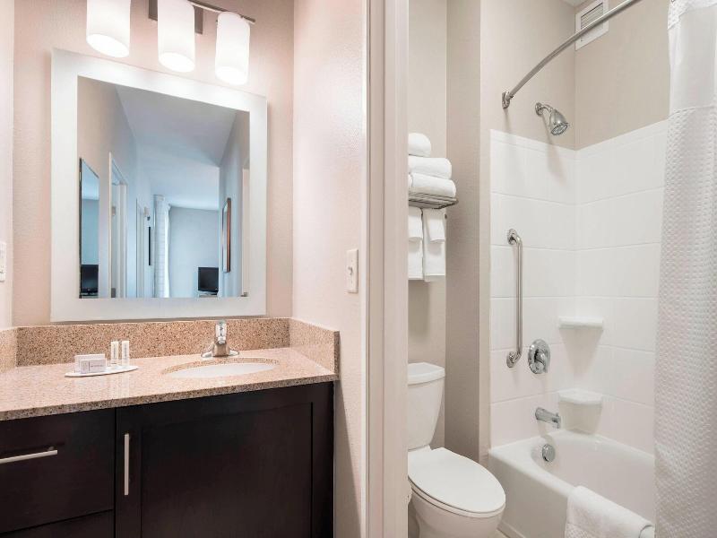 TownePlace Suites San Diego Carlsbad/Vista image
