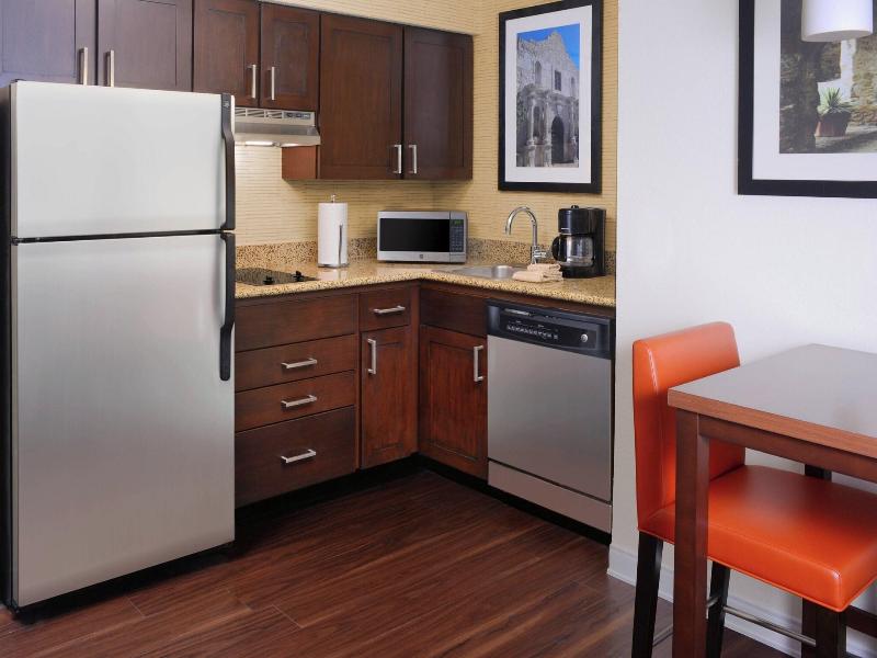 Residence Inn San Antonio Airport/Alamo Heights image