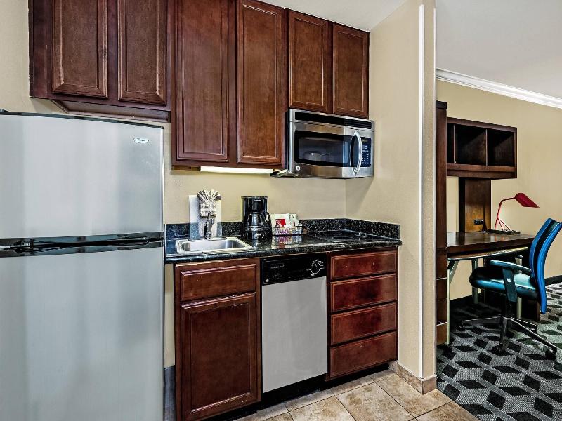 TownePlace Suites San Antonio Northwest image