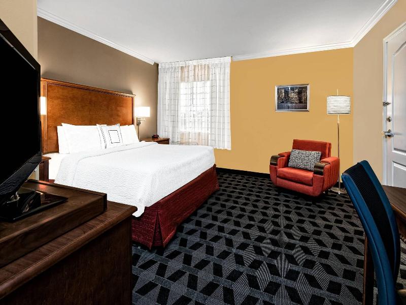 TownePlace Suites San Antonio Northwest image