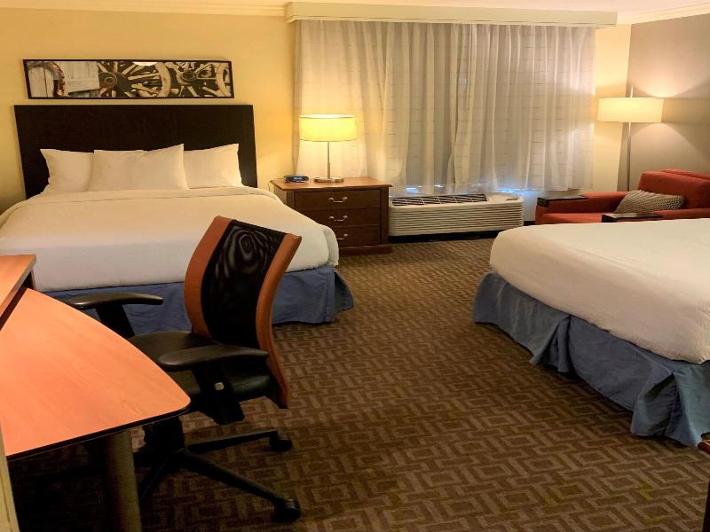 TownePlace Suites San Antonio Airport image
