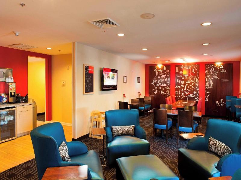 TownePlace Suites Savannah Airport image