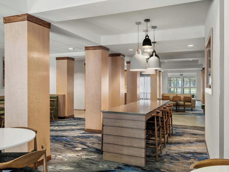 Fairfield Inn & Suites New Buffalo image