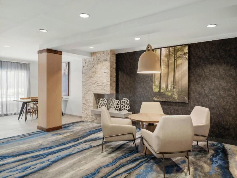 Fairfield Inn & Suites New Buffalo image