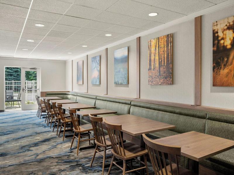 Fairfield Inn & Suites New Buffalo image