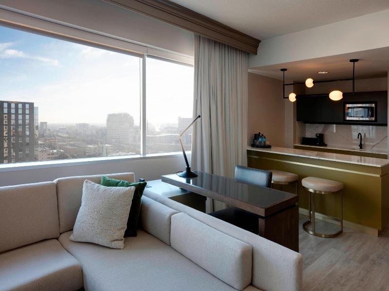 Louisville Marriott Downtown image