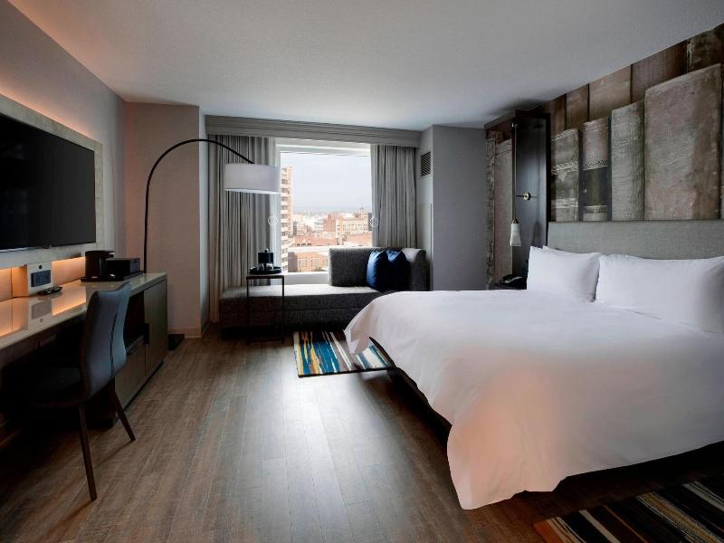 Louisville Marriott Downtown image