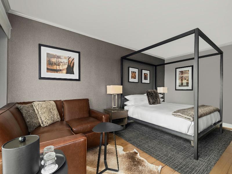 Louisville Marriott East image