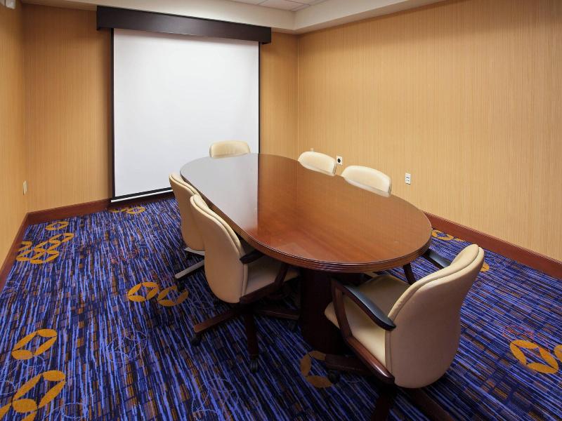 Courtyard by Marriott Louisville Northeast image