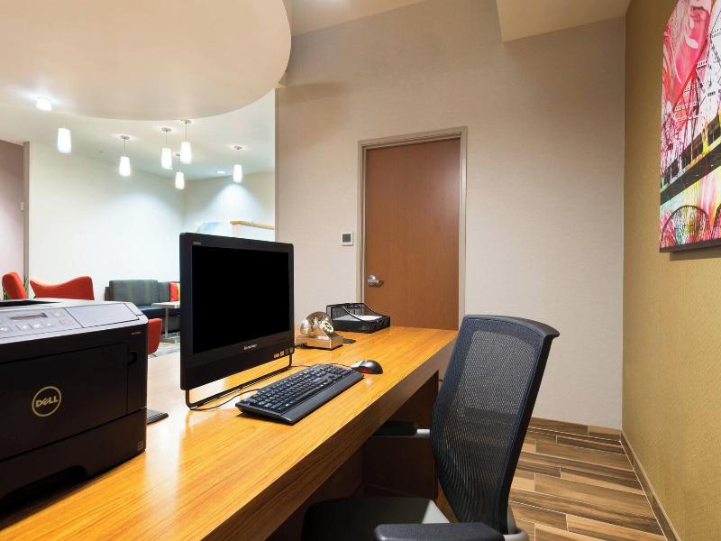 SpringHill Suites Louisville Downtown image