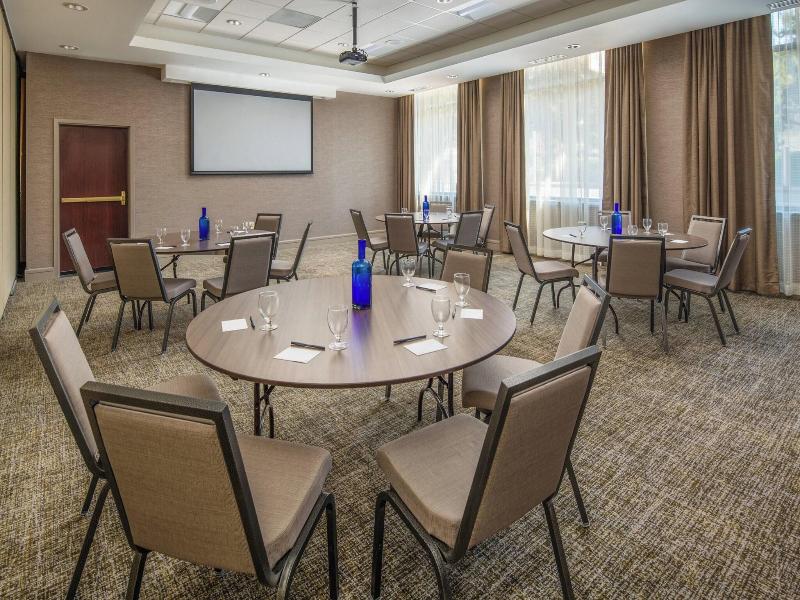 SpringHill Suites Seattle Downtown/South LakeUnion image