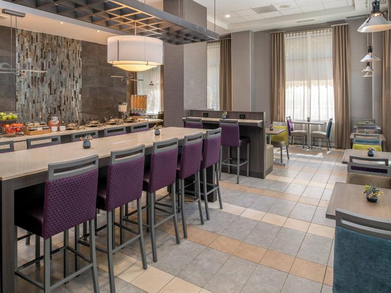 SpringHill Suites Seattle Downtown/South LakeUnion image