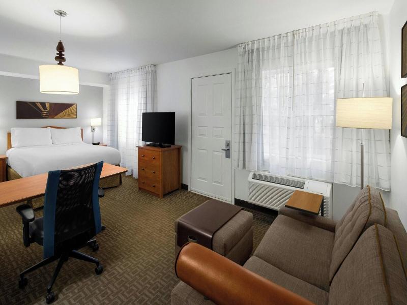 SUITE KING SIZE BED