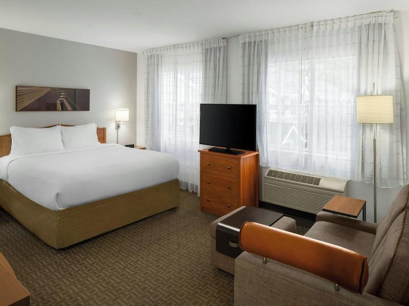 SUITE KING SIZE BED — photo 11