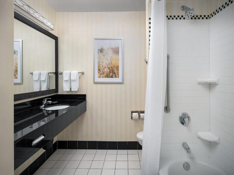Fairfield Inn & Suites Tacoma Puyallup image