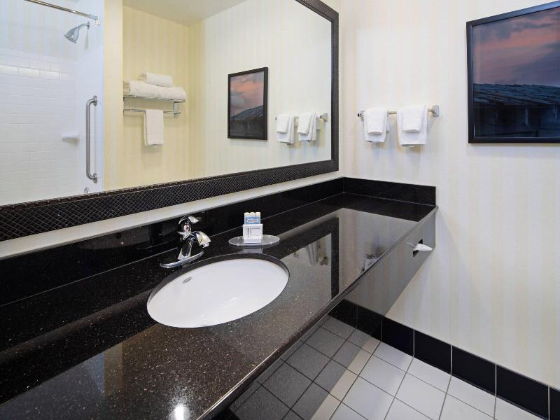 Fairfield Inn & Suites Seattle Bremerton image