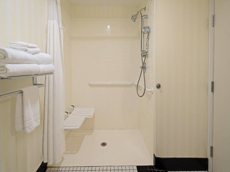 Fairfield Inn & Suites Seattle Bremerton image