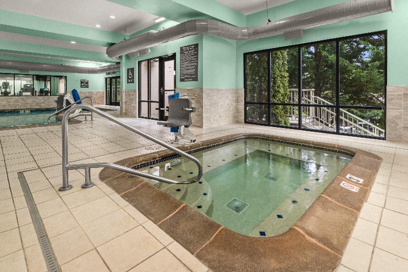 Holiday Inn & Suites Bothell - Seattle Northeast image