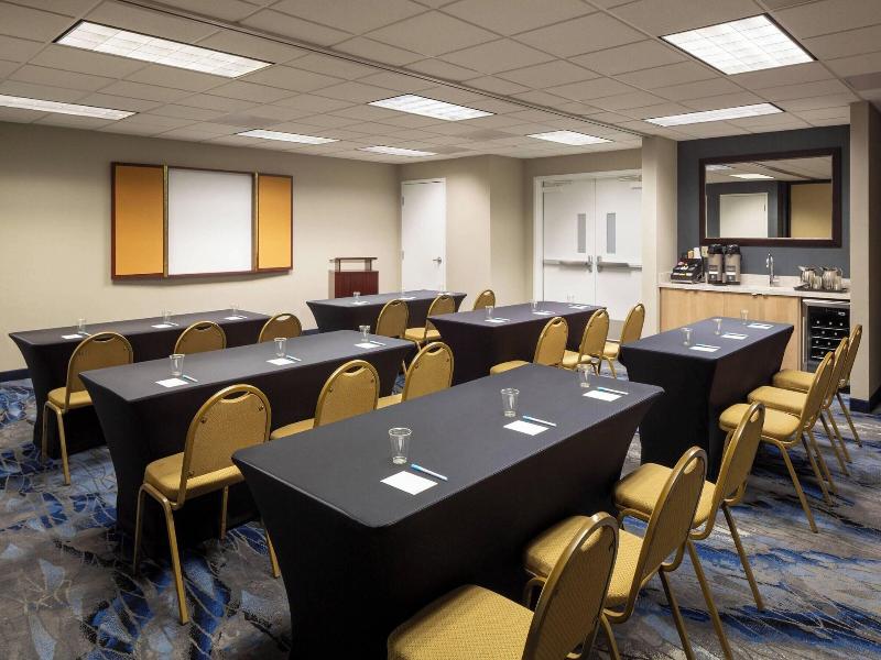 Fairfield Inn & Suites Napa American Canyon image