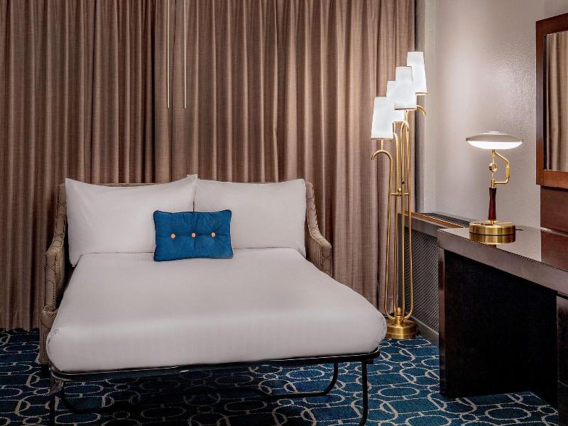 Hotel Adagio, Autograph Collection image